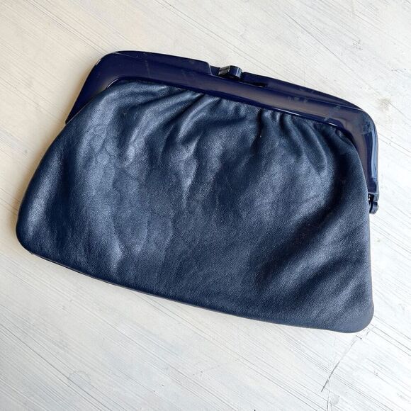 Vintage 70s/80s Italian Leather Clutch Navy Lucite Frame Made in Italy - Picture 1 of 6